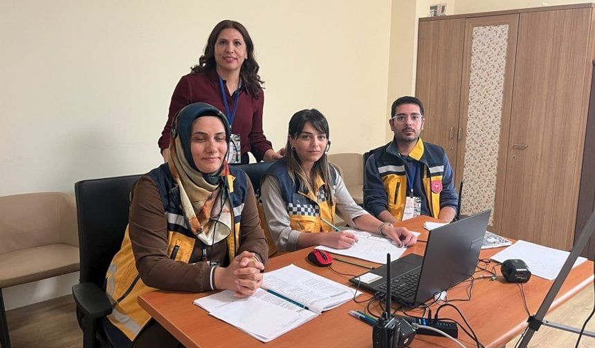 Karaman’da kontrol merkezi çalışanlarına "Tıbbi acil çağrı yönetimi eğitimi" verildi