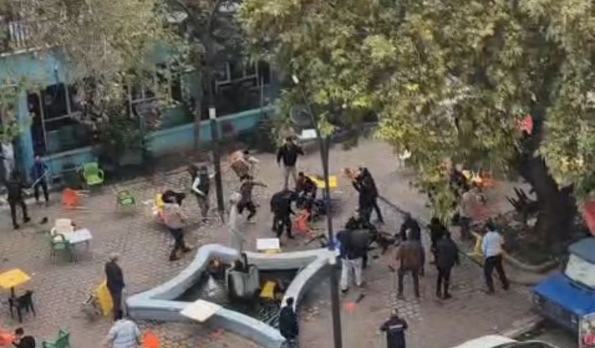 Kavga değil adeta meydan muharebesi: Taş, sopa ve silah kullanıldı, 1 kişi yaralandı