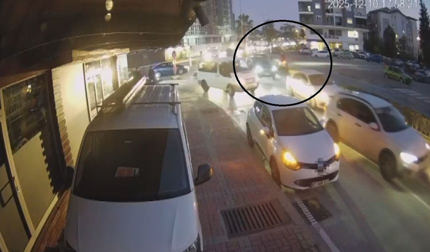 Kavşakta motosikletle otomobil çarpıştı: 1 yaralı