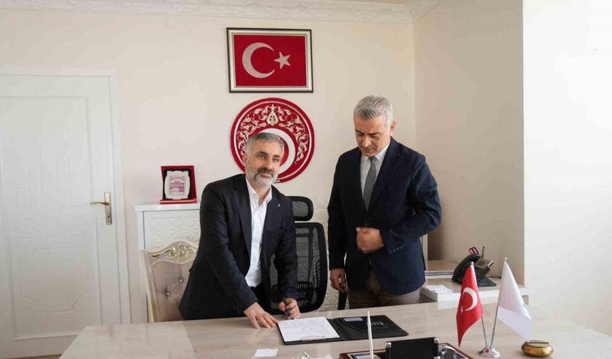 Kızılay Muş İl Başkanlığında devir teslim töreni