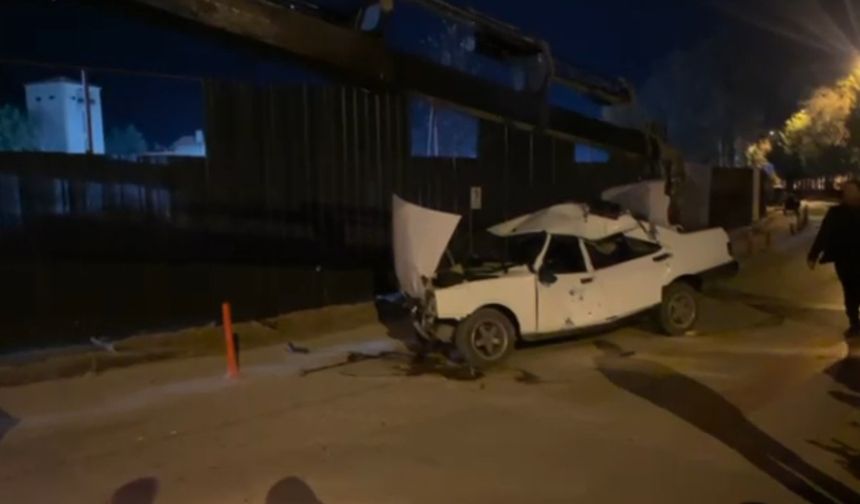 Kontrolden çıkan Tofaş inşaat sahasına uçtu