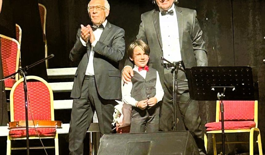 Küçük yetenek 10’uncu konserine çıktı