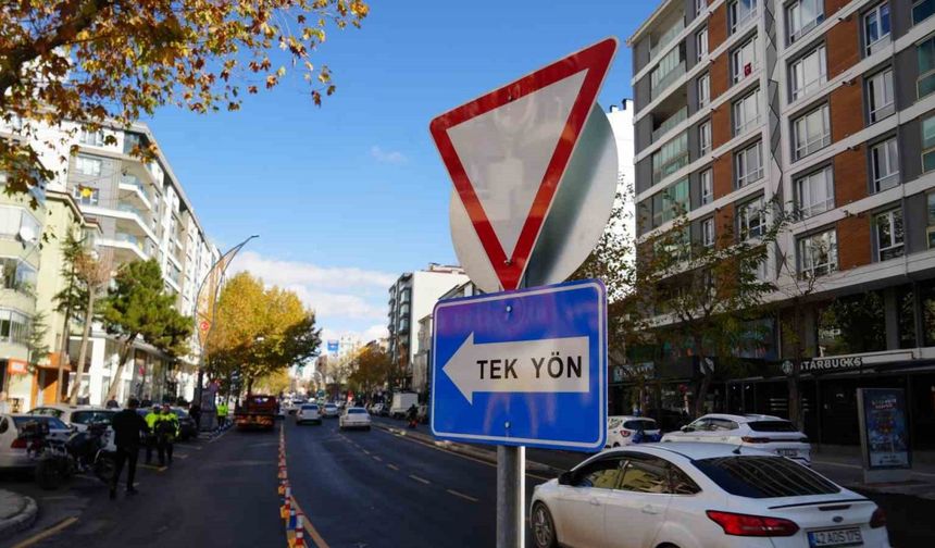 Niğde’de tek yön projesinde yeni parklanma kuralları açıklandı