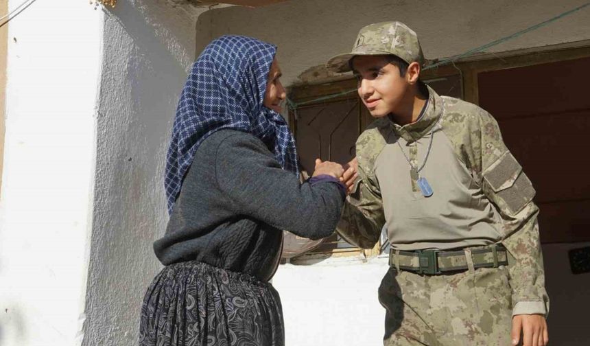 Otizmli çocuğun asker olma hayali gerçek oldu