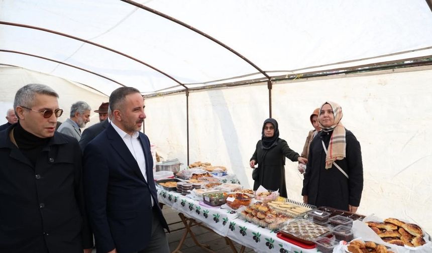 Perşembe’de Filistin’e destek için hayır çarşısı açıldı