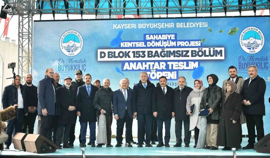 Sahabiye’de anahtarları teslim eden Başkan Büyükkılıç: "Kayseri belediyeciliği icraat üretir"