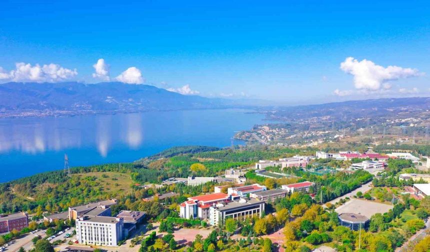 SAÜ, UI GreenMetric 2025’te Türkiye’de 12’nci sıraya yükseldi