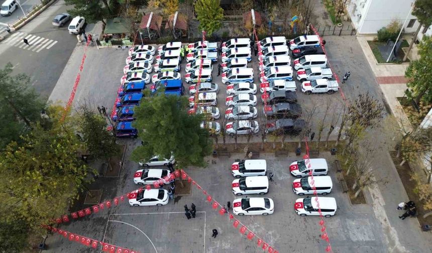 Siirt’te 68 araç kolluk kuvvetlerine teslim edildi