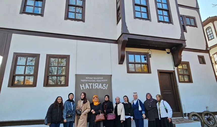 Üniversiteli gençler Sinop’un kültürel değerlerini yerinde keşfetti