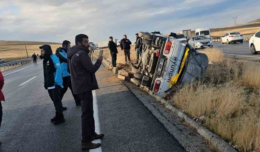 Van’da 6 araç birbirine girdi: 3 kişi yaralandı