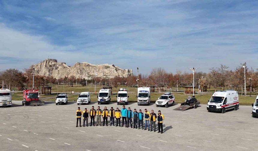 Van’da acil sağlık ekipleri çetin kış şartlarına karşı göreve hazır