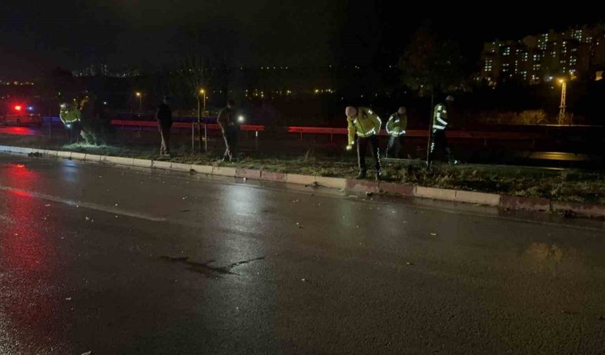 Yaşlı adam yolun karşısına geçmek isterken canından oldu