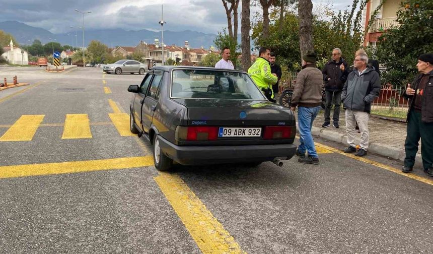 Yaya geçidinden geçmeye çalıştı, otomobil çarptı: 1 yaralı