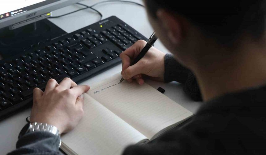 Yeni nesil yazmakta zorlanıyor