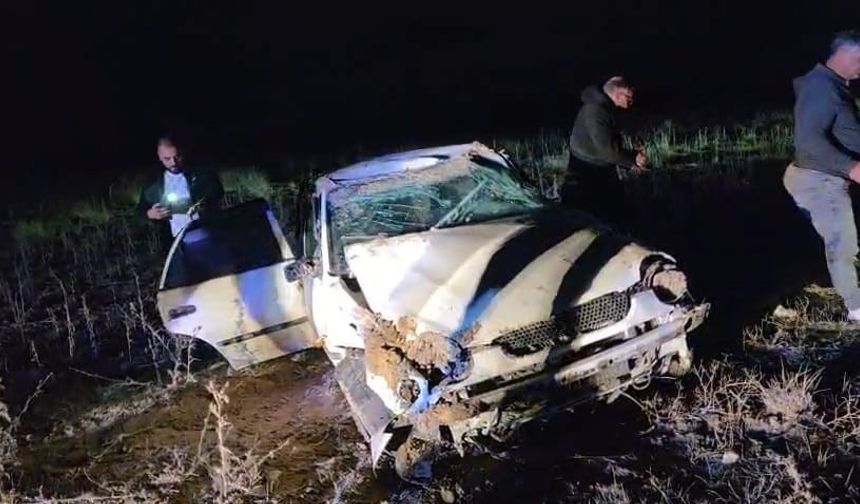 Aksaray'da kontrolden çıkan otomobil takla attı: 3 yaralı