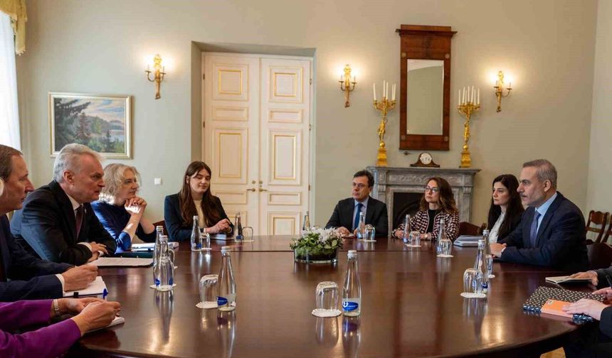 Bakan Fidan, Litvanya Cumhurbaşkanı Nauseda ile görüştü