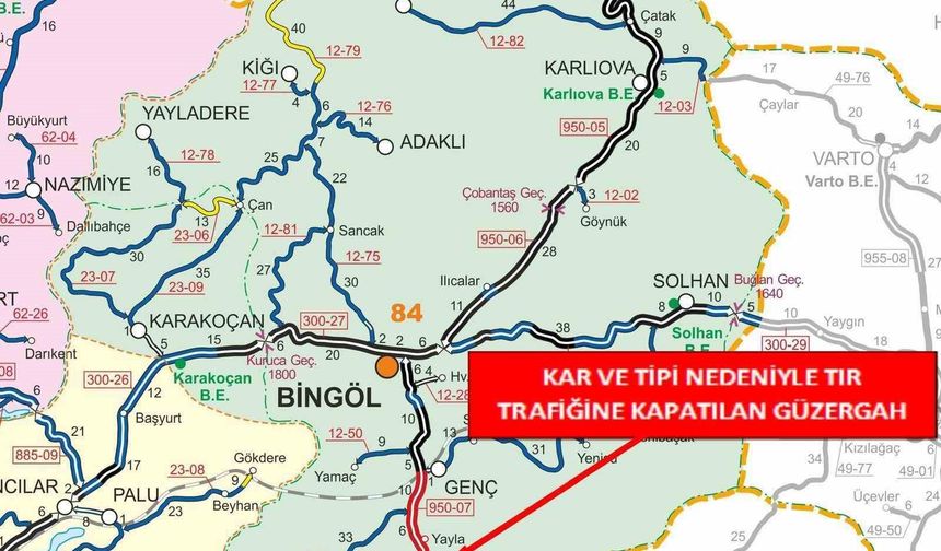 Bingöl'ün komşu 2 iline tır trafiği kapatıldı
