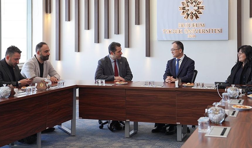 Çin Halk Cumhuriyeti Büyükelçisi Jiang Xuebin'den ETÜ'ye ziyaret
