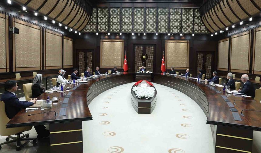Cumhurbaşkanı Erdoğan, Cumhurbaşkanlığı Politika Kurullarının başkan vekillerini kabul etti