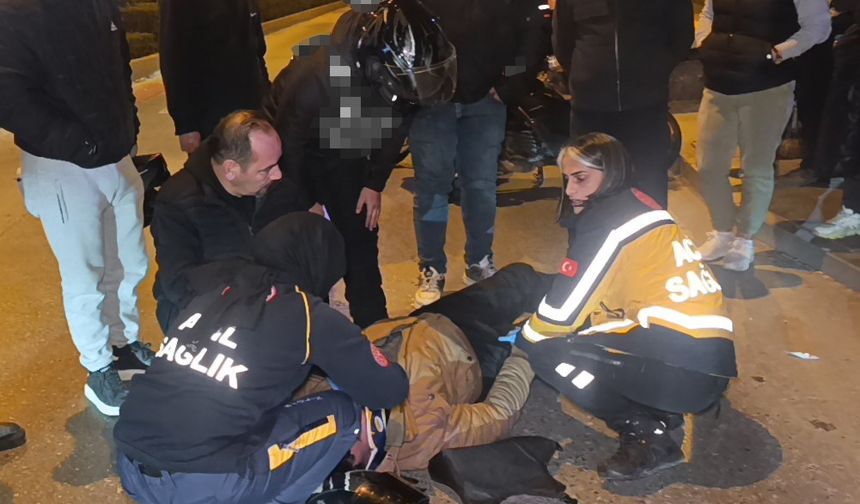 Dönüş yasağı olan yerden dönen otomobil motosikletle çarpıştı: 1 yaralı