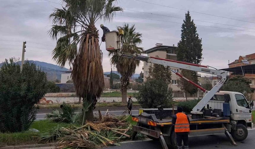 Efeler Belediyesi'nden Umurlu Karayolu'nda çalışma