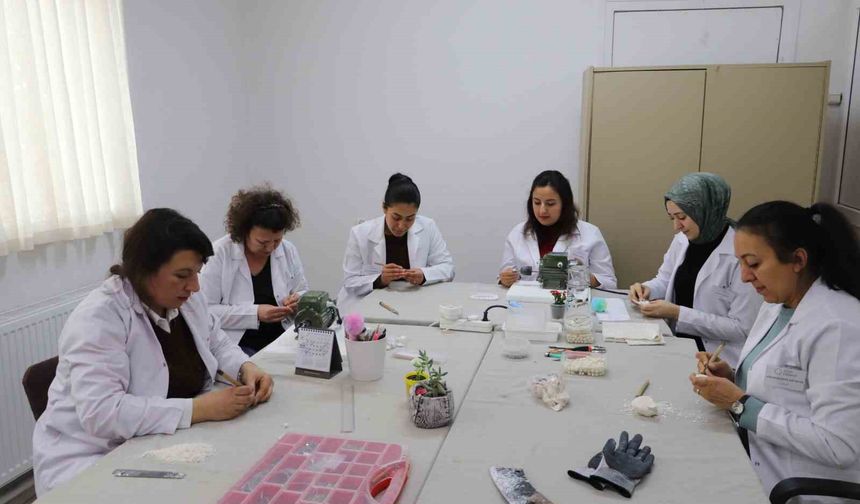 Eskişehir'in 'Beyaz Altını' usta ellerde hayat buluyor