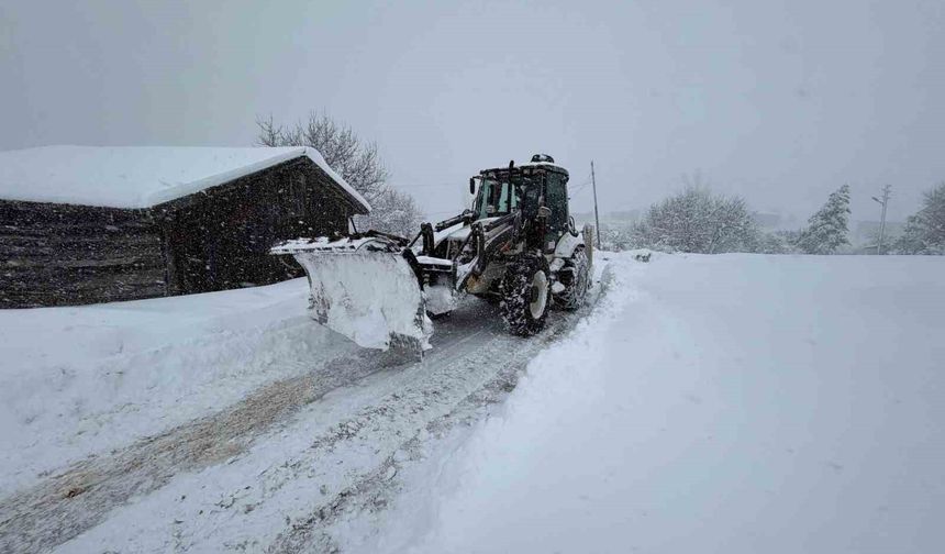 Karabük'te 30 köy yolu ulaşıma açıldı