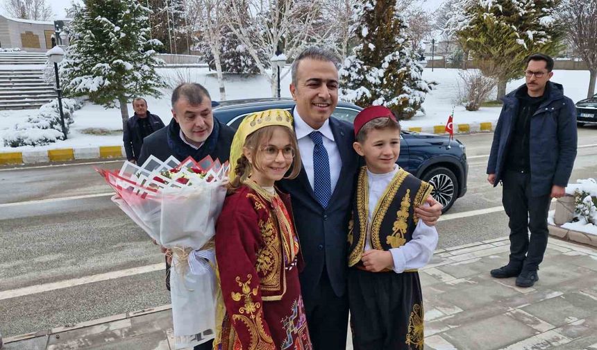 Karaman Valisi Hayrettin Çiçek görevine başladı