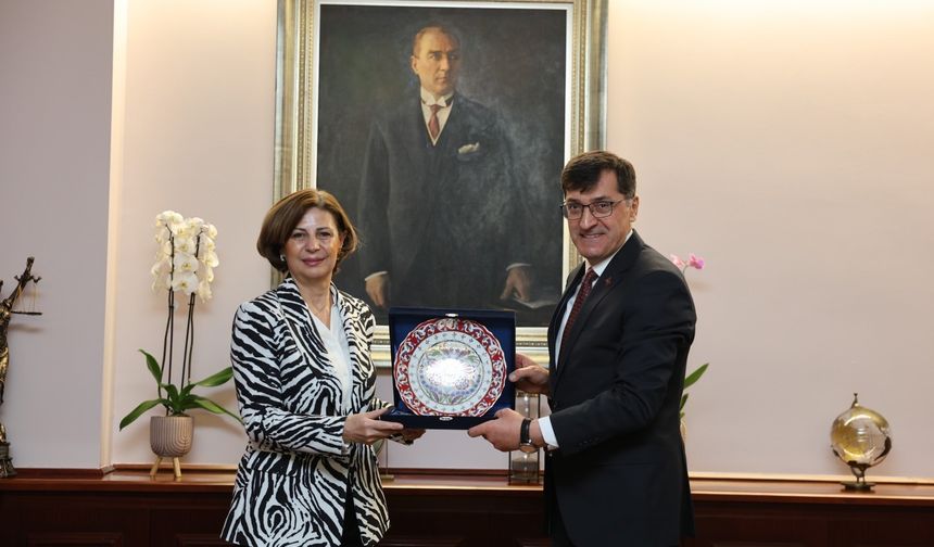 Kütahya ve Eskişehir belediyeleri arasında tecrübe paylaşımı ve iş birliği ziyaretleri