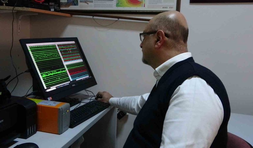 Prof. Dr. Bekler: 'Türkiye'de her 35-40 sene aralığında 7 ve üzeri büyüklüğünde bir deprem meydana geliyor'