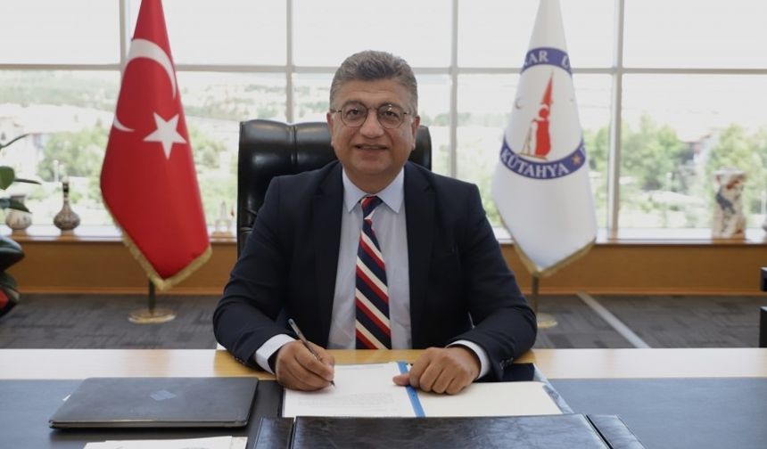 Rektör Prof. Dr. Süleyman Kızıltoprak: 'Türk bayrağı özgürlük destanıdır'