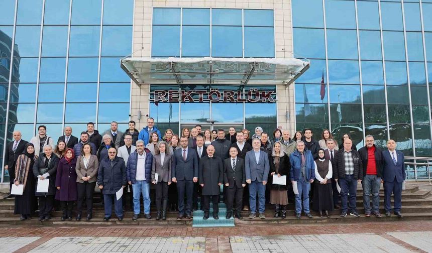 Rektör Sözbir'den teşekkür belgesi