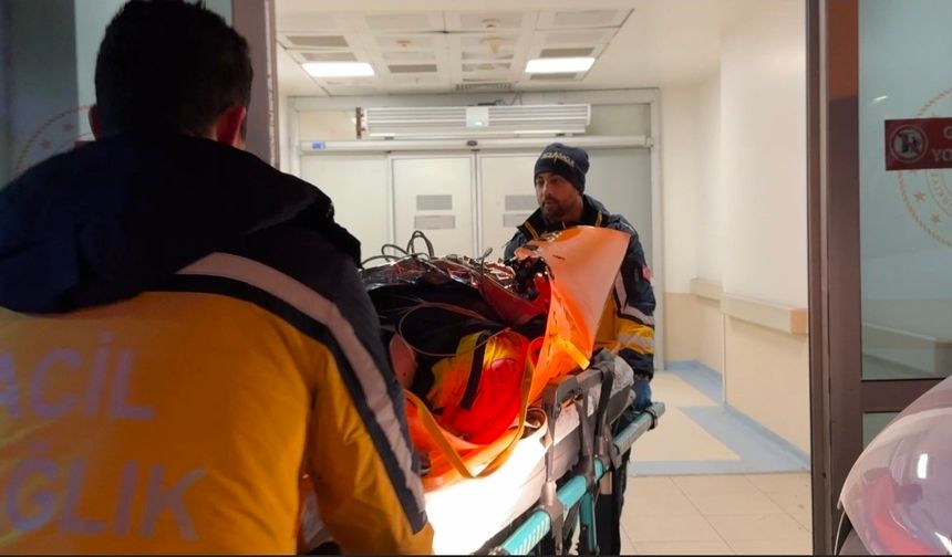 Rumelifeneri'nde kaybolduktan saatler sonra bulunan kadın, düştüğü uçurumdan kurtarıldı