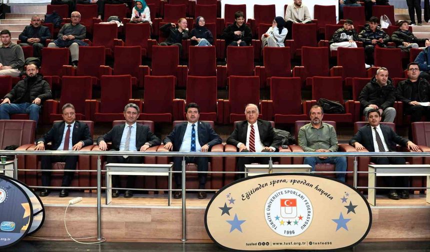 Üniversitelerarası Wushu Türkiye Şampiyonası Sakarya'da başladı