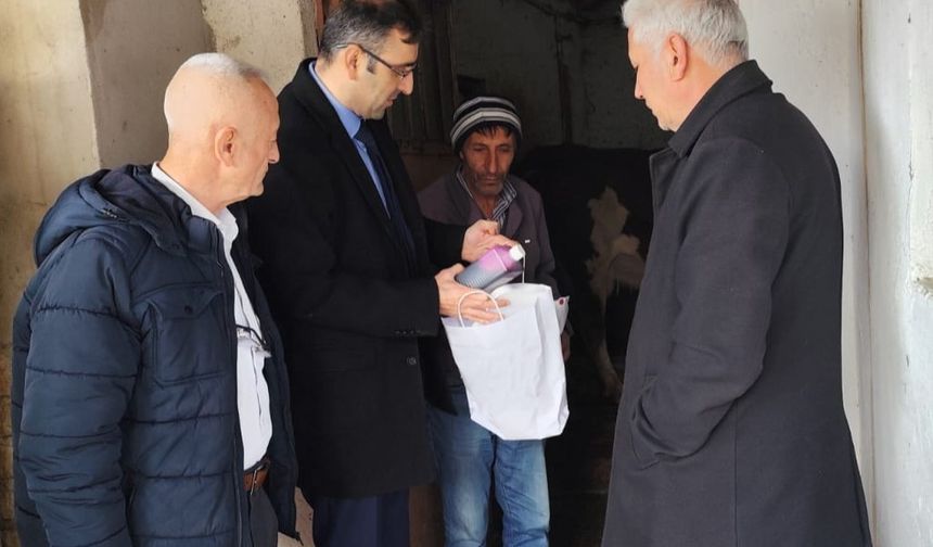 Uşak'ta tarım teşkilatı sahada üreticilerle buluştu