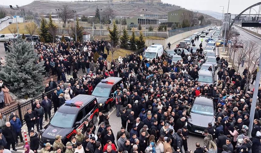 Vali Taşolar'a Çankırılardan duygusal veda