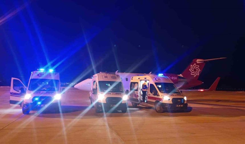 Van'dan İstanbul'a uçak ambulansla hasta sevki