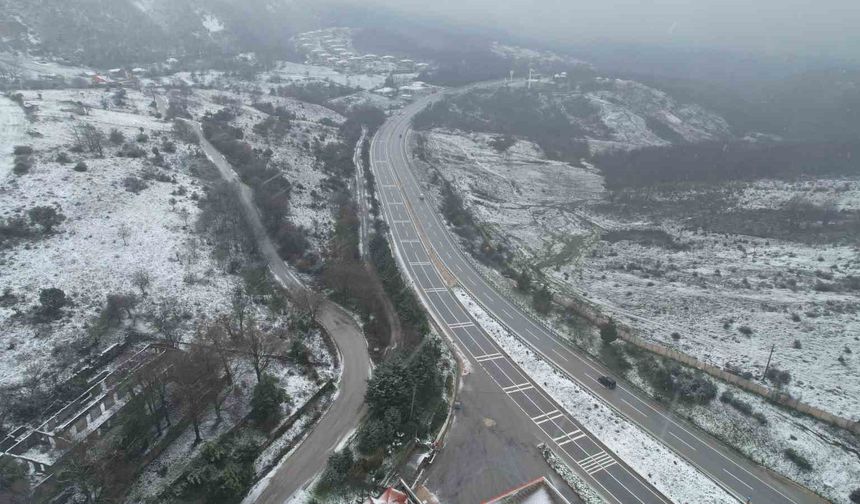 Yalova'da kar yağışı
