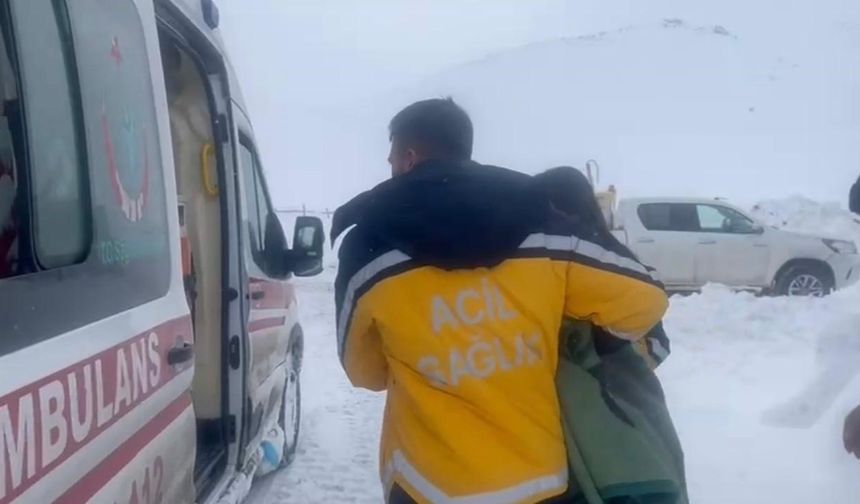 Yoğun kar ve zorlu şartlara rağmen hayat kurtaran müdahale