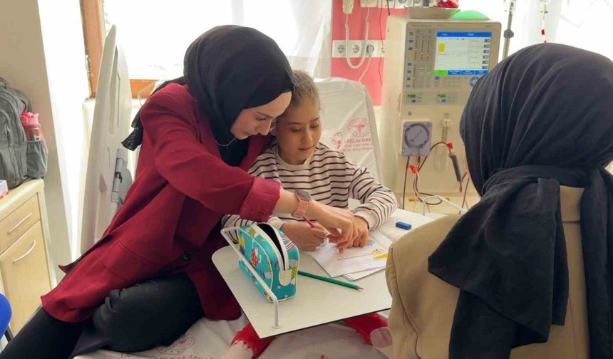 Diyaliz merkezinde 13 yaşındaki Melek için okuma yazma seferberliği