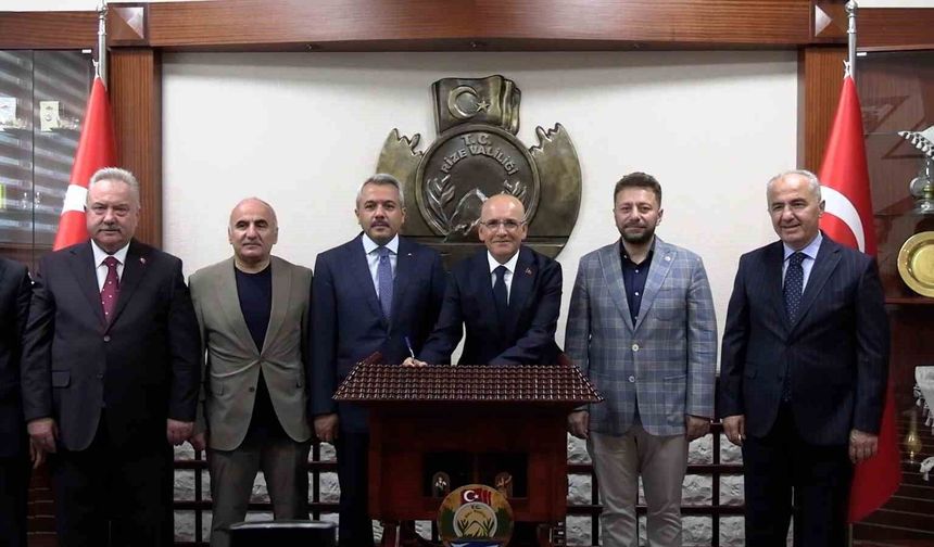 Bakan Şimşek Rize'de