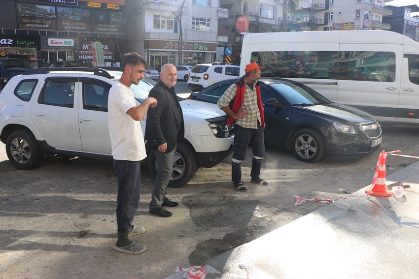 Ardeşen'de Estetik Dönüşüm Yaya Kaldırımları Yenilenerek Modern Bir Görünüm Kazanıyor