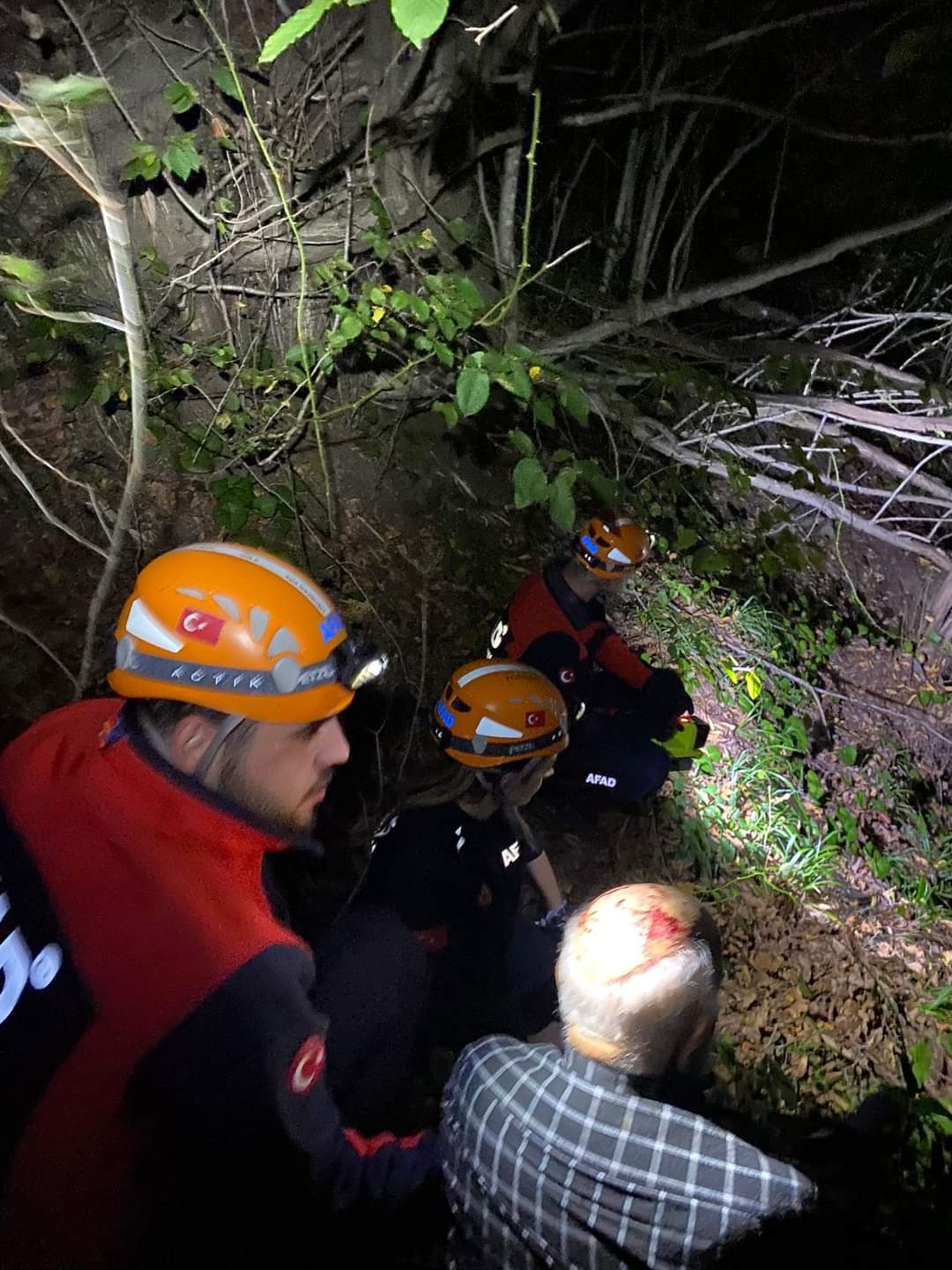 Rize’de Ekipler Kaybolan Yaşlı Adam İçin Seferber Oldu