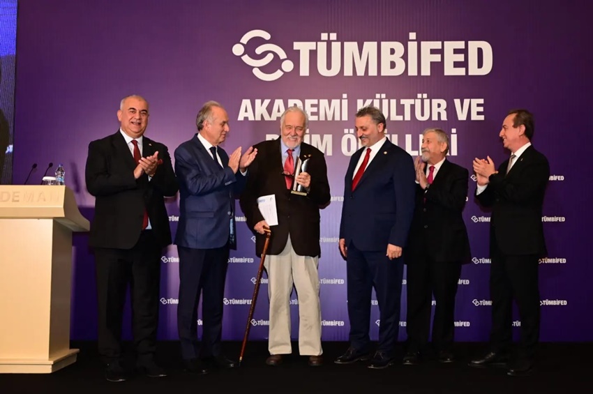 TÜMBİFED’de Ödül Gecesi