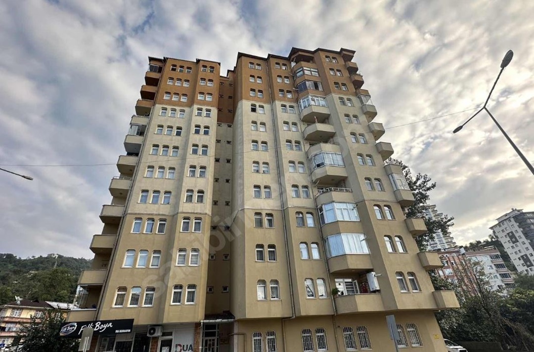 Rize’de Şimal AVM Karşısı Satılık Daire