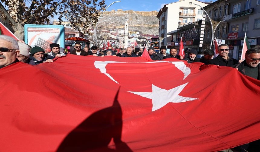 Bayburt Şehitler Ve Gazze Için Yürüdü (2)