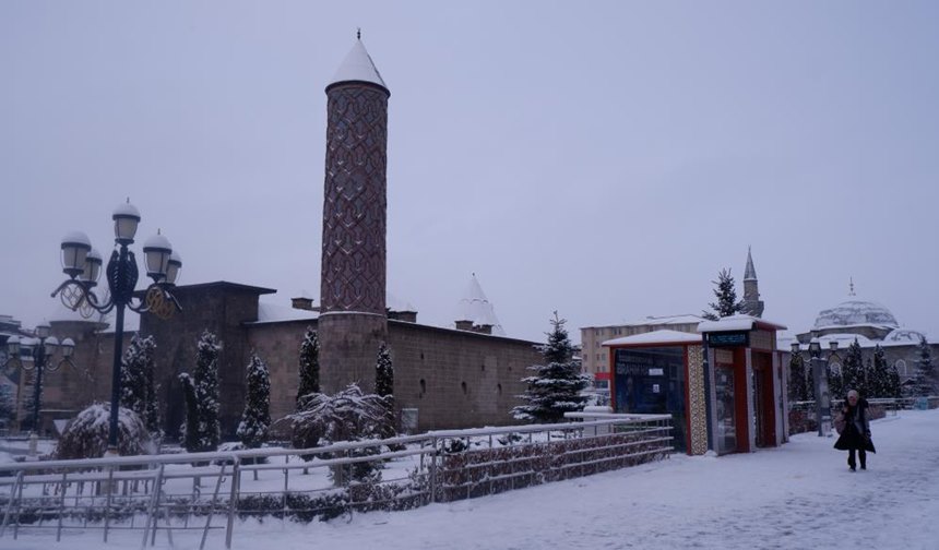 Erzurum Güne Beyaz Örtü Ile Uyandı4